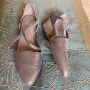 EILEEN FISHER Poet Crisscross Pump - Size 7-1/2